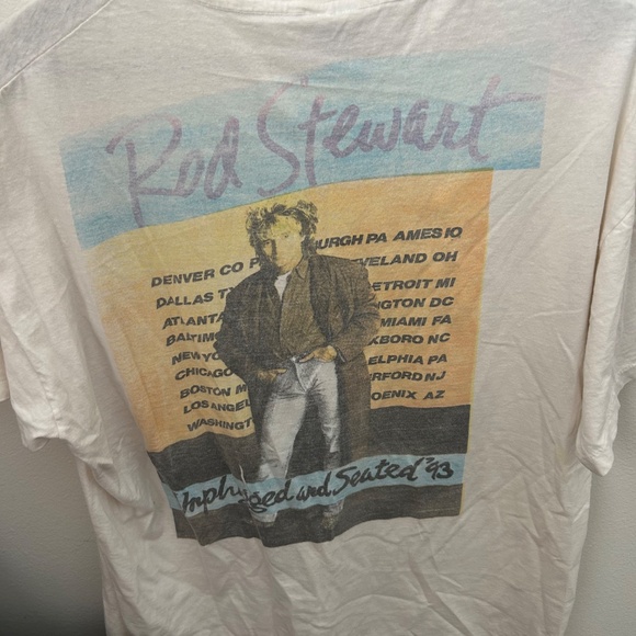 Vintage 1983 Rod Stewart Unplugged & Seated Tour Tshirt, Size XL - Picture 4 of 5